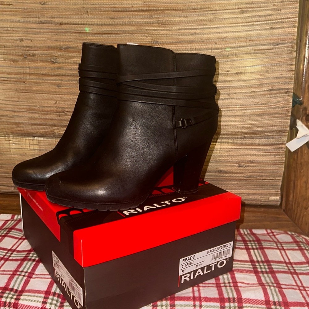 Prima Black heeled boots Size 8.5!!